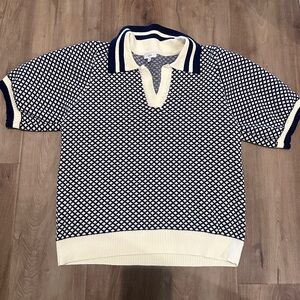 Voy Navy and Cream Preppy Sweater size medium